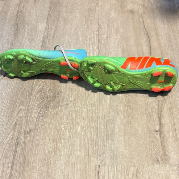Nike Kids Vibrant Green and Orange Soccer shoes - Picture 3 of 3